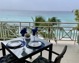 Steps To The Ocean And Secluded Beach Or 300 Yards To Dover Beach Action! - St Lawrence Gap - Balcony