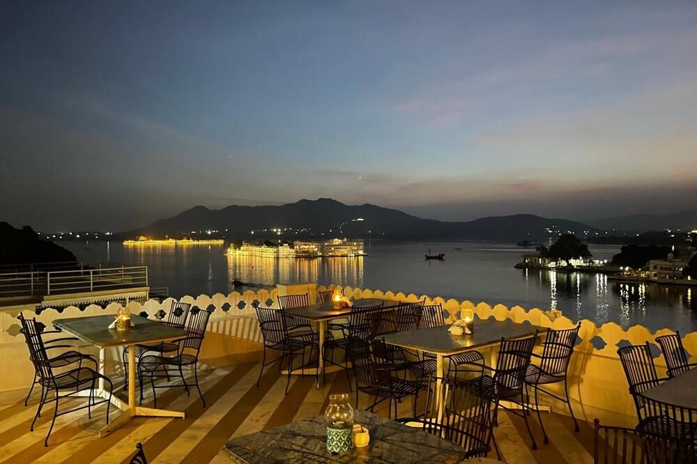 جايوانا هافيلي - أودايبور - شرفة