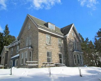 Braemar Youth Hostel - Ballater - Bygning