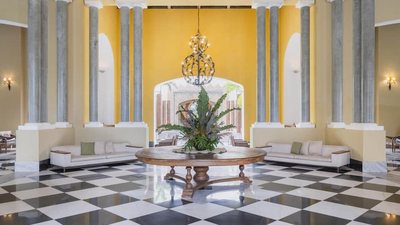 Iberostar Waves Bahia IHG