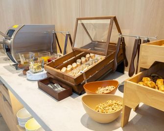 Richmond Hotel Namba Daikokucho - Osaka - Buffet