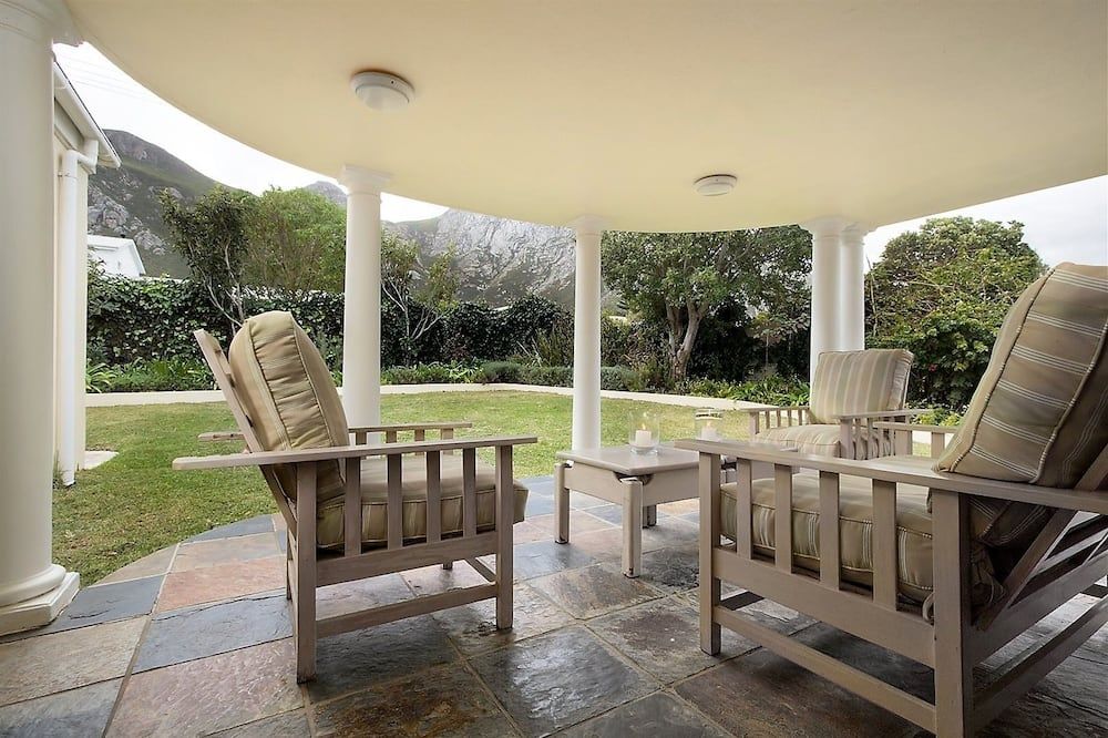 Milkwood Lodge - Hermanus - Uteplats