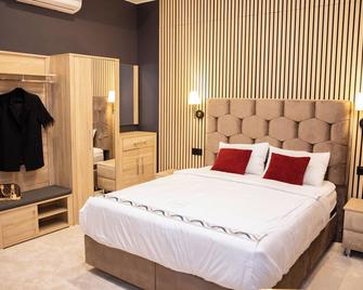 Quick'hot By Gts - Capsules Et Chambres Confortables - Villeurbanne - Chambre