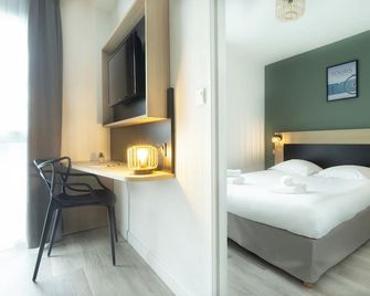 Adagio Access Tours - Tours - Bedroom