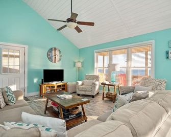 Aw Shucks by Oak Island Accommodations - Oak Island - Sala de estar