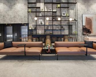 Travelodge Hotel Melbourne Docklands - Melbourne - Lounge