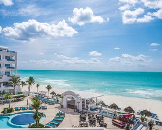 Sunscape Cancun Resort & Spa by Hyatt - Cancún - Building