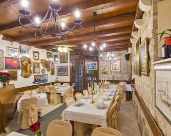 Bed&Breakfast Sorgo Palace - Ston - Restaurante