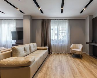 Hotel Aquila D - Durrës