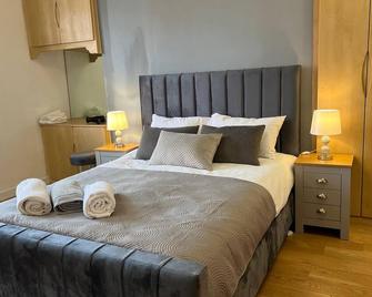 Duplex Apartment in Greater Manchester - Oldham - Habitación