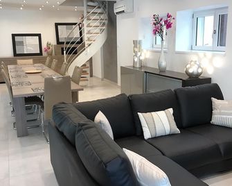 'La Calècherie' Chalet 4 Etang 20pers Luxe Confort Spa Sauna Billard Gerardmer - Saulxures-sur-Moselotte - Sala de estar