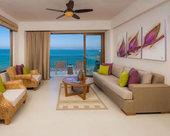 Almar Resort Luxury Lgbt Beach Front Experience - Puerto Vallarta - Salon