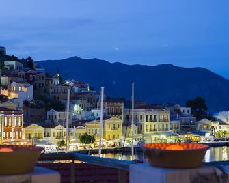 The Old Markets - Σύμη