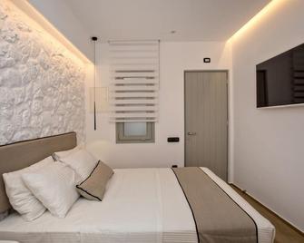 Levantes Luxury Suites I - Tinos - Slaapkamer