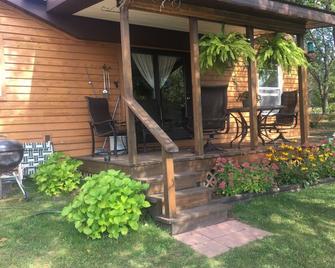 Mill pond hideaway - Luther - Patio