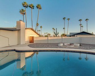 Desert Oasis in Mesa- Poolside & Hot Tub - Mesa - Kolam
