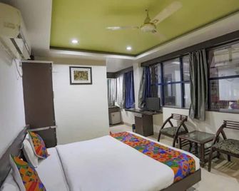 Fabhotel Midland - Bhopal - Bedroom