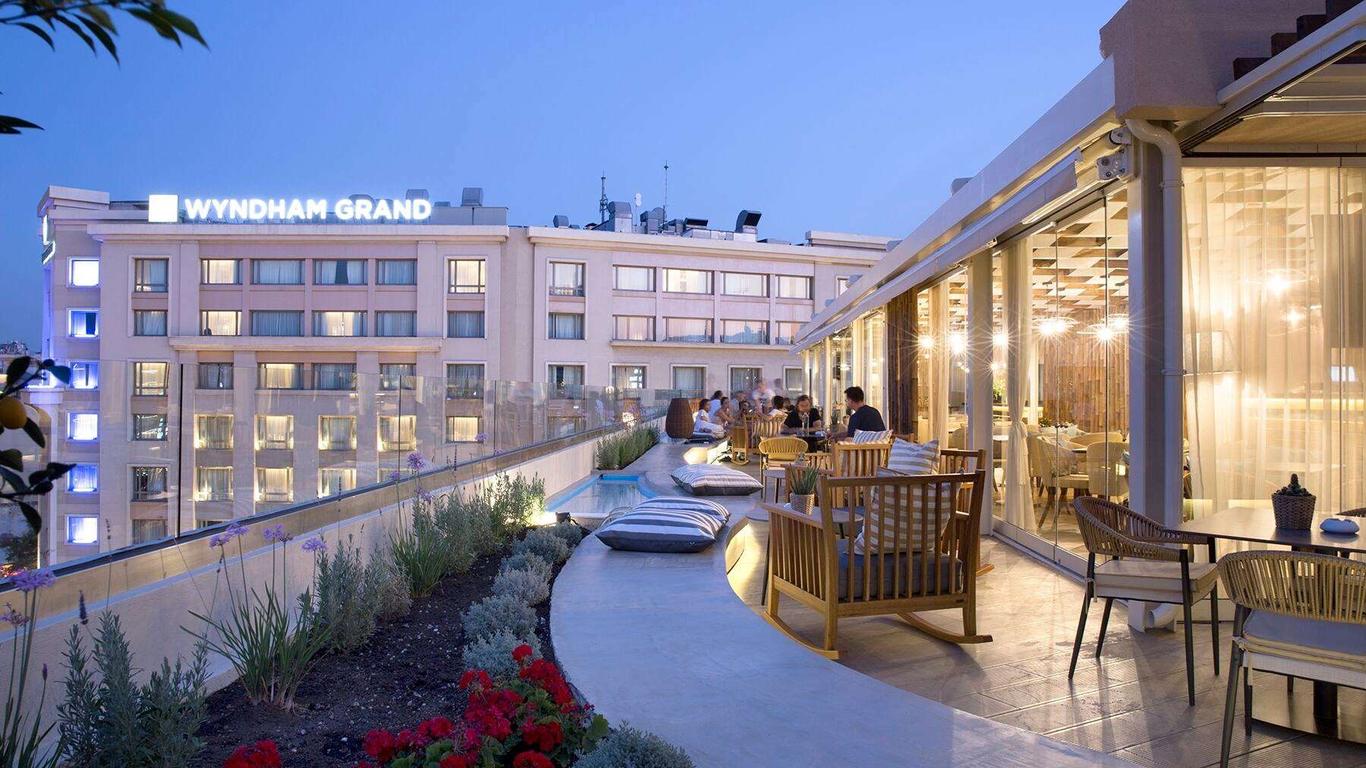 Wyndham Athens Residence