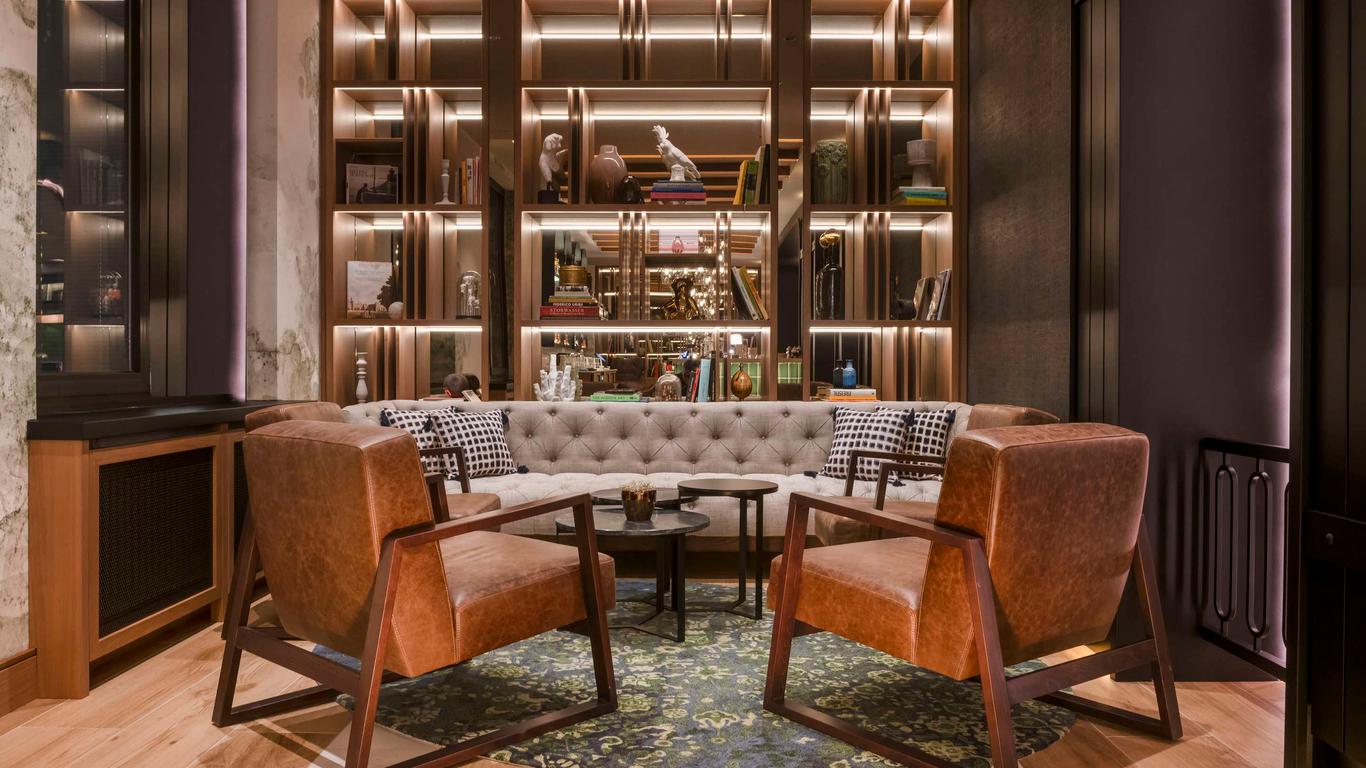 إفينت هوتل أم لوس أنجلوس بلاتز