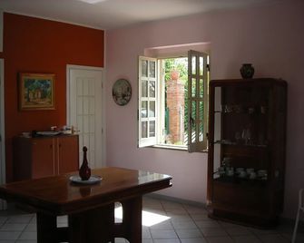 Il Giardino sul Mare - Acquedolci - Eetruimte