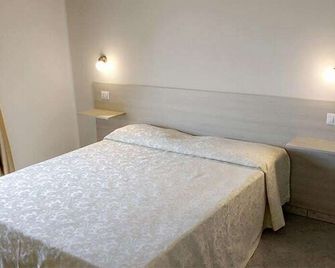 Al Giglio - Affittacamere - Cariati - Schlafzimmer