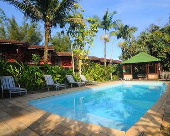波薩達可可海岸旅館 - Camburi - 游泳池
