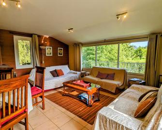 Maison Avec Piscine Chauffee, Tennis Gra - Bar-le-Duc - Living room