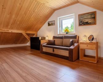 Holiday Home Zagroda nad Krutynią - Spychowo - Living room