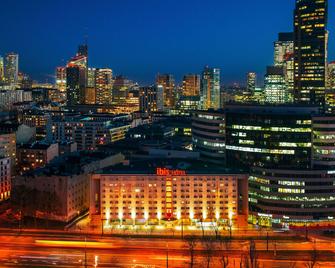 이비스 바르샤바 센트럼 - 바르샤바 - 건물