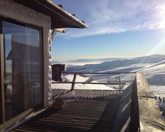 Beautiful Ski Chalet for rental in La Parva Resort - Farellones - Balcony