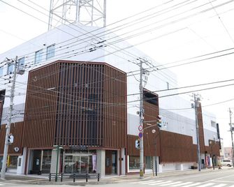 Hostel Tomar - Furano - Edificio