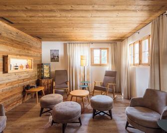 Hotel Mulin by Amanthos - Breil/Brigels - Obývací pokoj