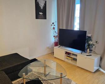 Comfortable 1 bedroom apartment in Helsinki - Helsinki - Sala de estar