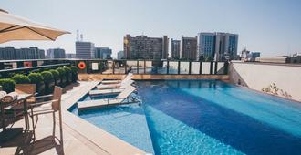 Cullinan Hplus Premium - Brasilia - Bể bơi