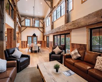 Boulder Mountain Resort - Revelstoke