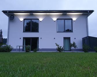 2-bed vacation apartment Aarley - Ferienhaus Dreier-Ley - Üdersdorf - Edificio