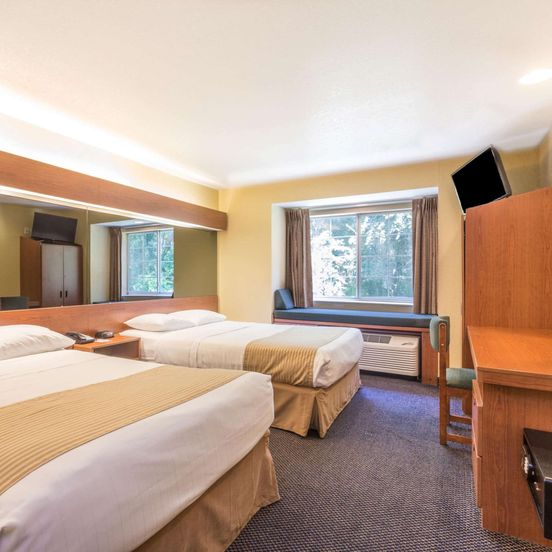 Microtel Inn & Suites by Wyndham Ocala image 1