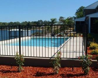 Charming Lakefront Townhouse in Lake Placid - Lake Placid - Басейн