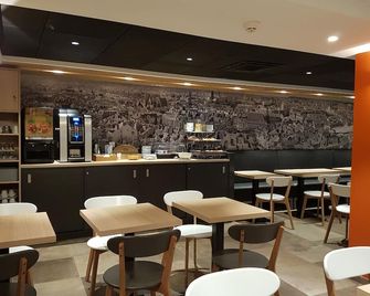 Hotel Montchapet - דיז'ון - בר