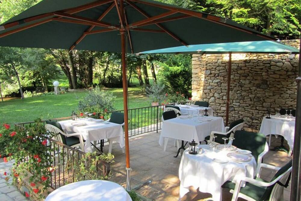 Logis Hôtel Le Moulin de la Beune - Les Eyzies-de-Tayac-Sireuil - Patio