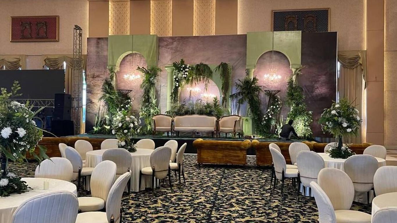 Grand Hotel Nawanshahr