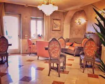 Relais Colle San Pietro - Verona - Soggiorno