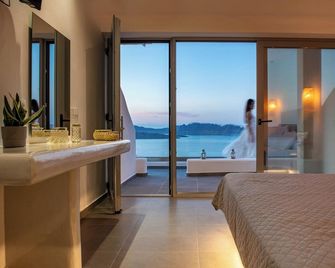 Blu Rooms Santorini - Akrotiri