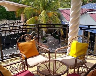 Hôtel Villa Lamarre - Montrouis - Balkon