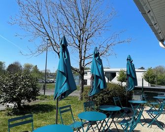 Brit Hotel Quimper Sud - קימפה - פטיו