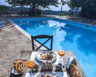 Petropoulakis Tower - Selinitsa - Piscine