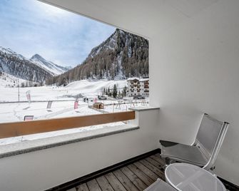 Hotel Nevada - Samnaun - Balcony