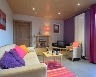 Cottage in Ardennes with private terrace - Bastogne - Salon