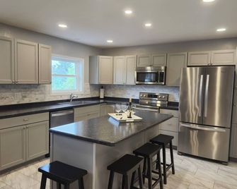 Serene 2-bedroom house in Indiana. - Indiana - Cocina