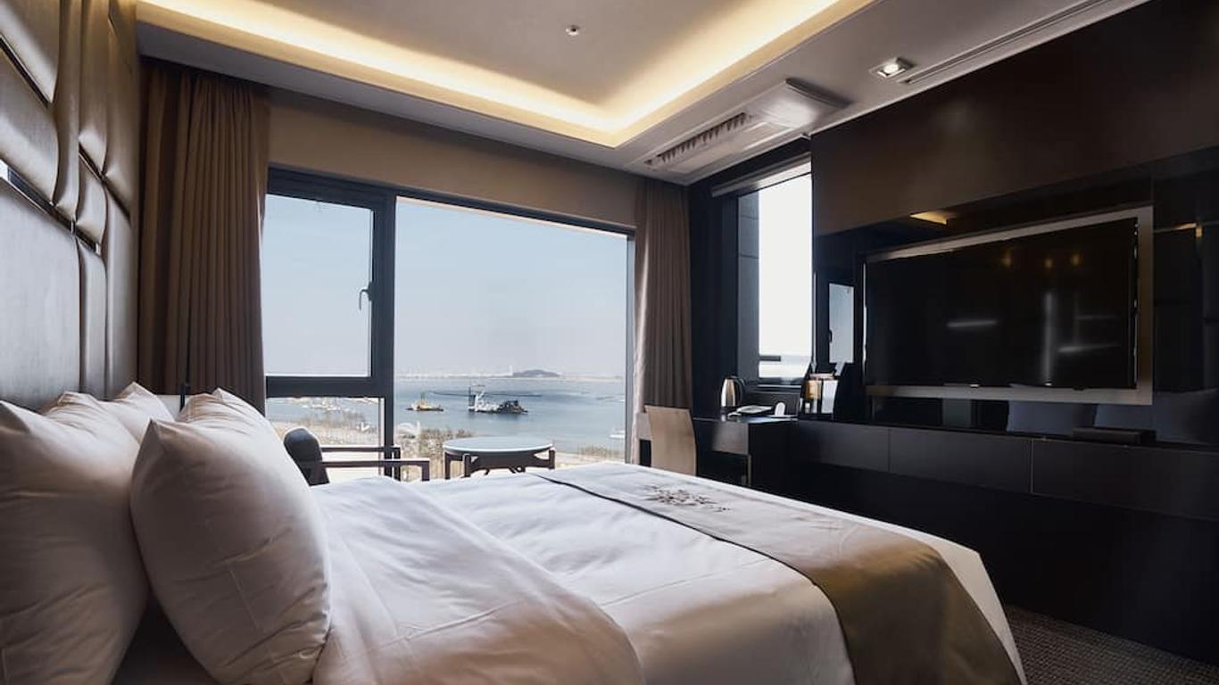 Royal Emporium Incheon Airport